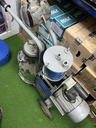 молочные оборудование: Передвижной доильный аппарат для коров/коз. Характеристики и состав