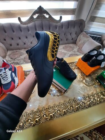 Кроссовки и спортивная обувь: Мужские кроссовки, 44, Puma, Новый, цвет - Черный, Платная доставка — 9