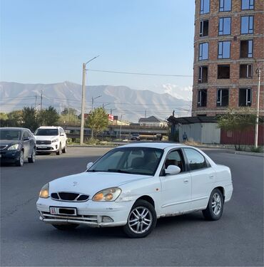 карбюратор на жигули: Daewoo Nubira: 2000 г., 1.5 л, Механика, Бензин, Седан