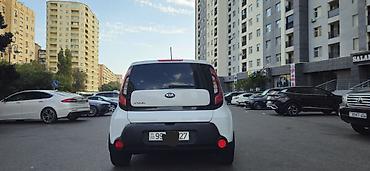 kia bongo: Kia Soul: 1.6 l | 2014 il Krossover — 5
