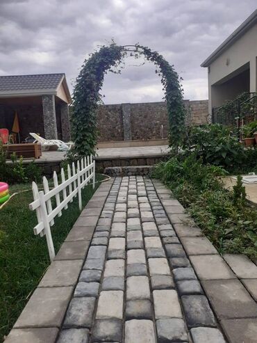 Günlük kirayə evlər: 400 kv. m, 6 otaqlı — 30