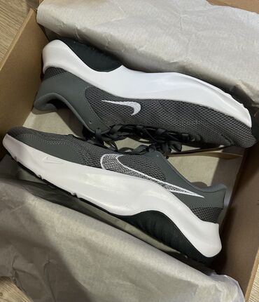 духи наркотик мужские: Мужские кроссовки, 42.5, Nike, Новый, цвет - Серый, Самовывоз