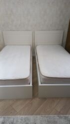 буфет мебель: 2kravat 6 aydi alinib ikisi birlikde 1100azna alinib matrasin biri