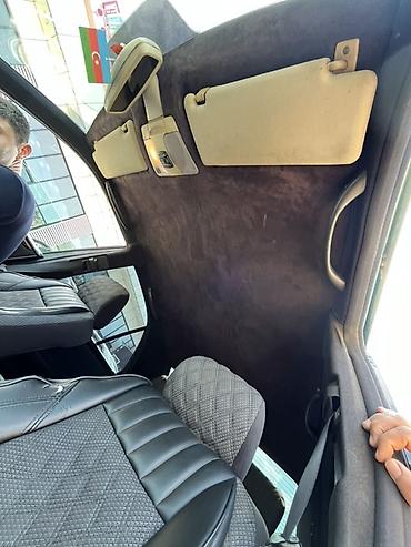 Mercedes-Benz: Mercedes-Benz E-Class (W210) sedan - Kuzov: 4 qapılı sedan, tünd — 15