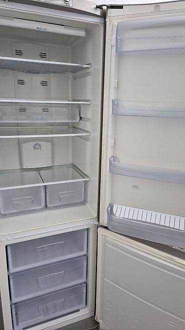 maqnitafon satisi: İki qapılı soyuducu - Rəng: metalik (inox tipli). - Üst hissə – — 2