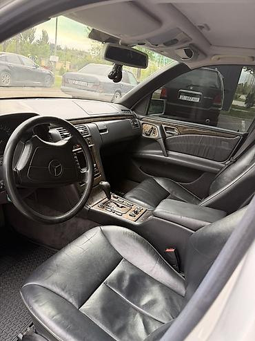 mersedes e class: Mercedes-Benz E-Class: 1998 г., 4.3 л, Автомат, Бензин, Седан — 6