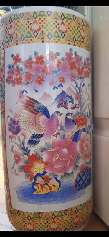 ukrasni lusteri od drveta: Veštačko cveće, Upotrebljenо