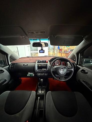 Honda: Honda Fit: 2003 г., 1.3 л, Вариатор, Бензин, Хэтчбэк — 10