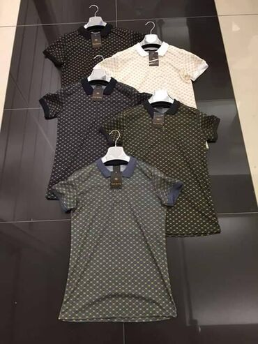 Futbolka və maykalar: Gundəlik geyimlər mağazası geniş asartmentli qadin,kişi uşaq — 11