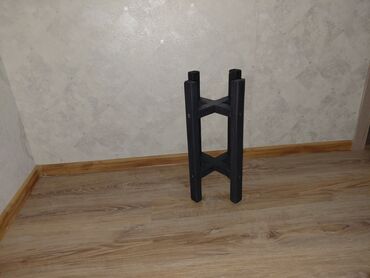 Bitkilər üçün dibçəklər: Taxta bitki stendləri və saksı dayaqları - Material: təbii ağac. Açıq — 12