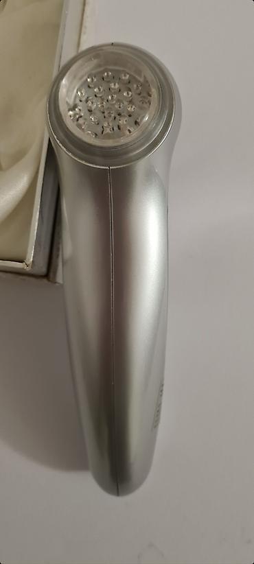 Ostali aparati za negu lica: • Prodajem aparat DeSheli Twinray za podmlađivanje, zatezanje kože — 5