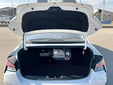 Hyundai: Hyundai Avante: 2021 г., 1.6 л, Автомат, Газ, Седан — 11