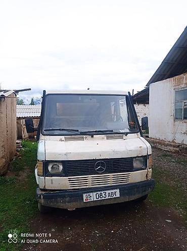385 55: Mercedes-Benz : 1991 г., 3 л, Механика, Дизель, Бус — 1