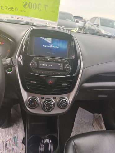 Chevrolet: Chevrolet Spark: 2016 г., 1 л, Вариатор, Бензин, Хэтчбэк — 12