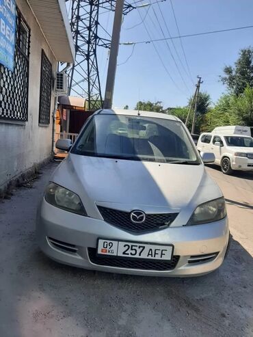 минивэн авто: Mazda Demio: 2004 г., 1.3 л, Автомат, Бензин, Хэтчбэк