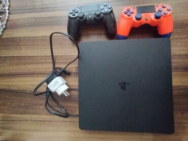 playstation 4 fat: PlayStation 4 slim 410AZN herşeyi əla vəziyyətdədir istifadə