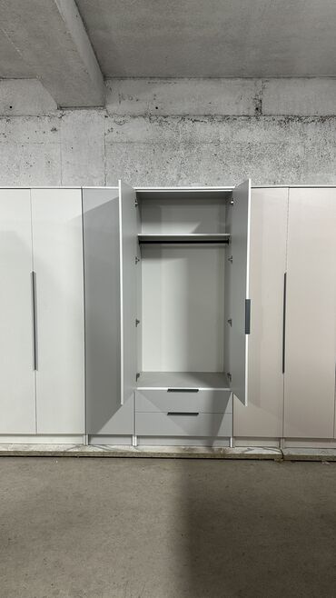 Шкафы для одежды: Шкаф для одежды, Новый, Прямой, ЛДСП — 13