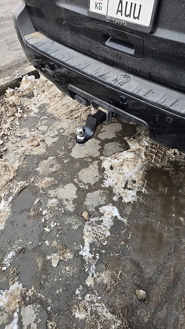 Продажа авто: Toyota Sequoia: 2018 г., Бензин — 4