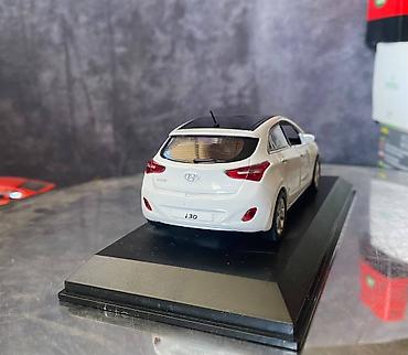 Avtomobil modelləri: Коллекционная модель Hyundai i30 5 door white 2012 Pino B&D Scale — 18