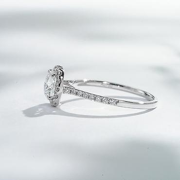 Үлпөт көйнөктөрү жана аксессуарлар: 💍 Кольцо из белого золота 750 пробы с лабораторными бриллиантами • — 4