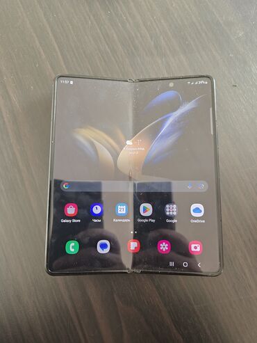 галакси 10: Samsung Galaxy Z Fold 4, Б/у, 256 ГБ, цвет - Черный, 2 SIM