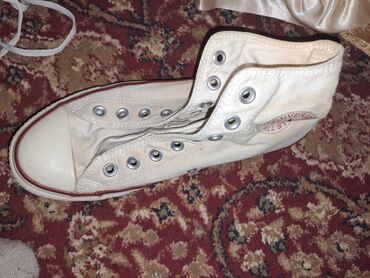 Women's Sneakers and athletic shoes: Converse Chuck Taylor All Star – uniseks, high-top kets - Model kodu — 5