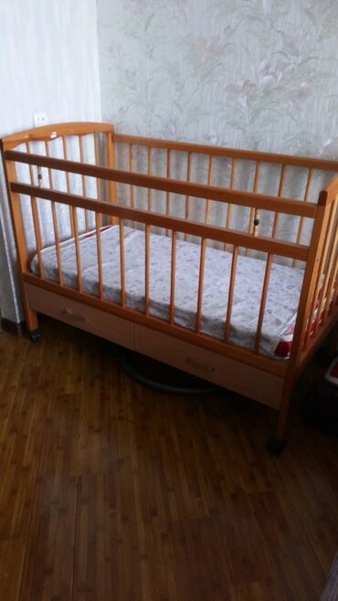 децкие машины: Кровать-машинка, Новый, Дерево