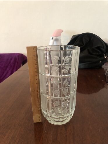 стеклянные вазы для декора: ВАЗа хрусталь высота 20см диаметр 10см