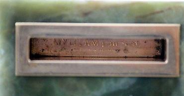 Upaljači i prateća oprema: Vintage MYLFLAM PIRAT stono postolje za upaljač. 670 grama! West — 4
