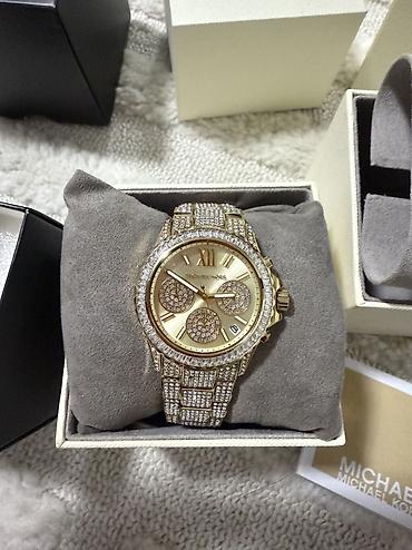 vikend torba: Michael Kors zenski sat, upotrebljen par puta. Ispravan — 1