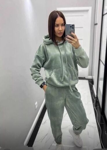 спортивный костюм качество хорошее: Спортивный костюм, Made in KG, 3XL (EU 46), 4XL (EU 48), 7XL (EU 54)