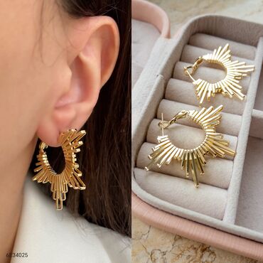 Bijuteriya dəstləri: Qızıl rəngli bijuteriya dəstləri 1) Qırmızı daşlı “marquise” forması — 11