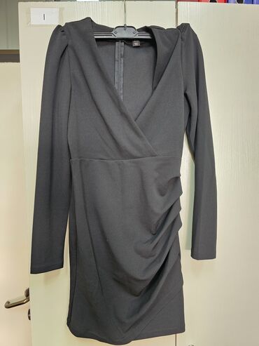 svečana duga haljina: M (EU 38), color - Black, Evening, Long sleeves