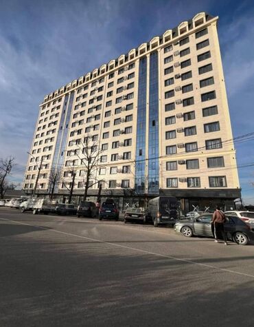 центральная мечеть: 2 бөлмө, 65 кв. м, Элитка, 4 кабат, ПСО (өзү оңдоп түзөтүп бүтүү үчүн)