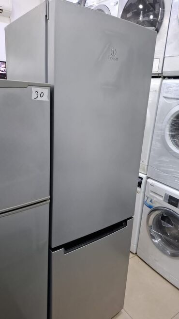 Посудомоечные машины: Б/у 2 двери Indesit Холодильник Продажа, цвет - Серый