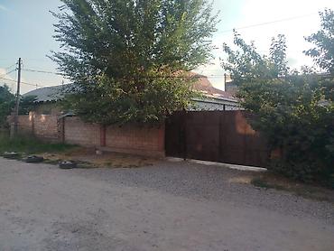 глобуса: Продаётся дом в ж/м Ак-босого на участке 2,6 соток, общая площадь 100 — 1