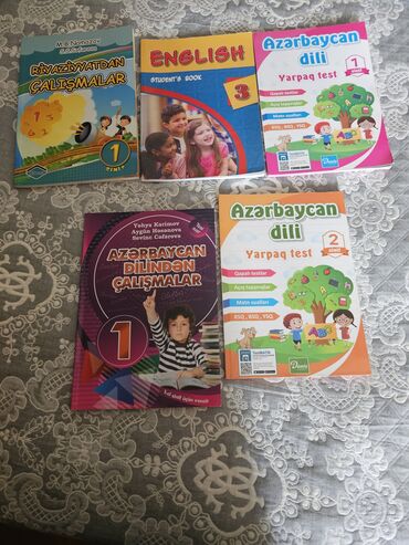 Kitablar, jurnallar, CD, DVD: Her biri tezedir 1ededi 3man