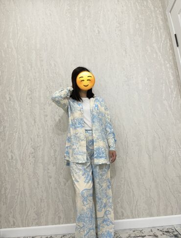 женские пиджаки жакеты: Двойка летняя 
В хорошем качестве