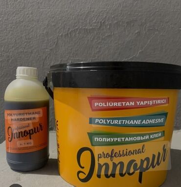 Газон: Полиуретановый клей Innopur Professional, предназначенный для