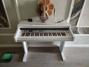 pianino kurslari: Piano, Akustik, İşlənmiş