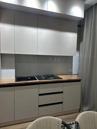 сдается квартира район джал: 1 бөлмө, 42 кв. м, Элитка, 2 кабат, Дизайнердик ремонт