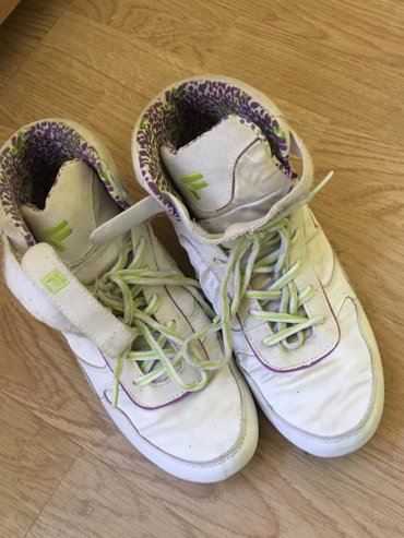 Ženska patike i atletske cipele: Original fila patike br 40 na lalafo.rs Original fila patike br 40 - Novi Pazar