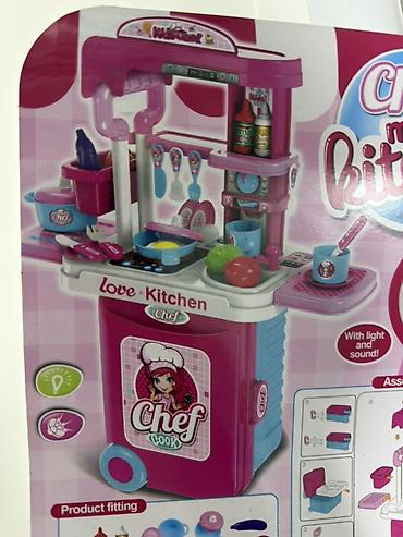 Детская мебель: Детский игровой набор «Chef Love Kitchen» — переносная кухня-чемодан — 2