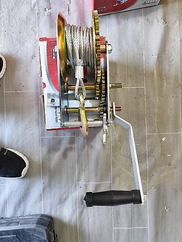 другой: Ручная лебедка с тросом HAND WINCH 1000 lbs. Описание:. - — 3