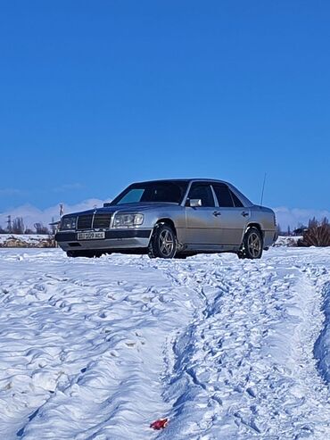 Mercedes-Benz: Mercedes-Benz W124: 1992 г., 2.3 л, Механика, Бензин, Седан