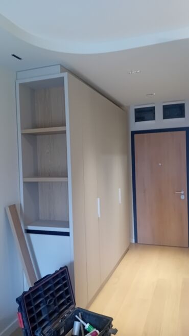 Ostali nameštaj: Nameštaj po meri od punog drveta univera i medijapana farbanog — 13