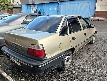 Daewoo Nexia: 2007 г., 1.5 л, Механика, Бензин, Седан