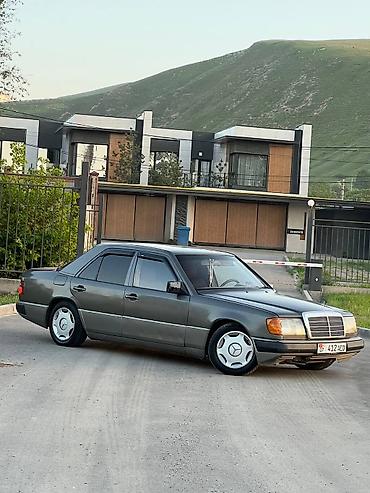 g klas: Mercedes-Benz W124: 1988 г., 3 л, Механика, Седан — 1