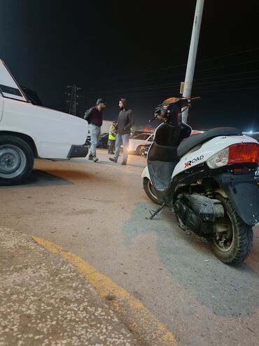 Mopedlər,skuterlər: Tecili satiram savxoz ramanni butun senetleri var catasi var cox — 10