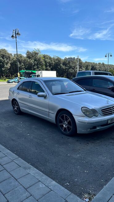 mersedes dizel: Mercedes-Benz 220: 2.2 л | 2003 г. Седан